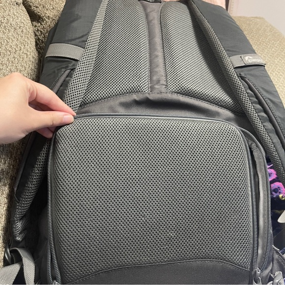 Lowepro Photo Hatchback Camera Bag - Picture 4 of 16